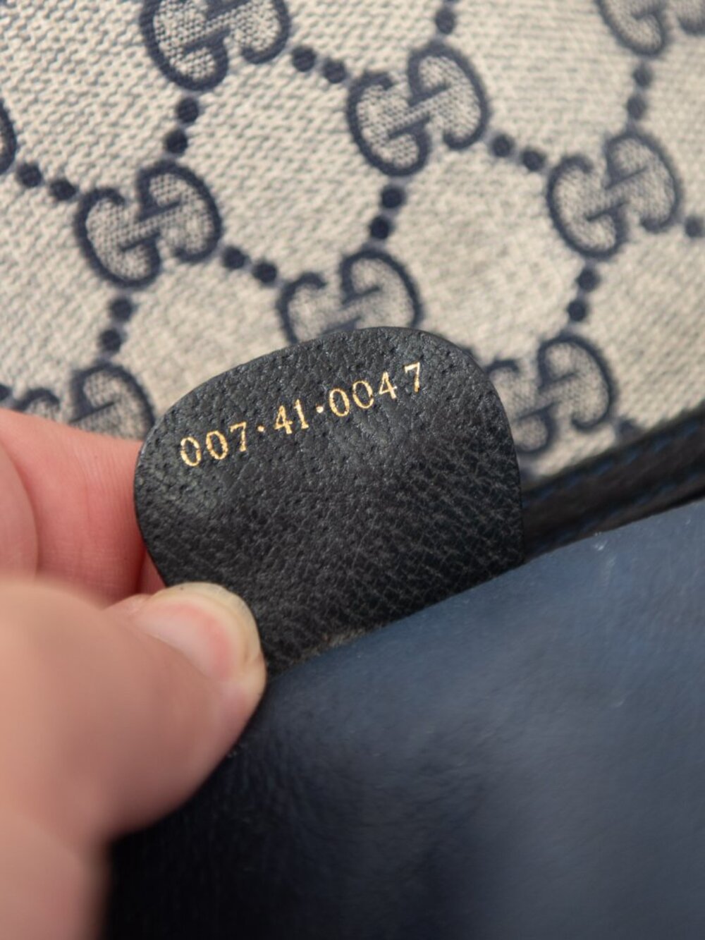 Vintage Gucci GG Supreme Monogram Camera Crossbody Bag 1980s Purse Navy Blue - Picture 5 of 16